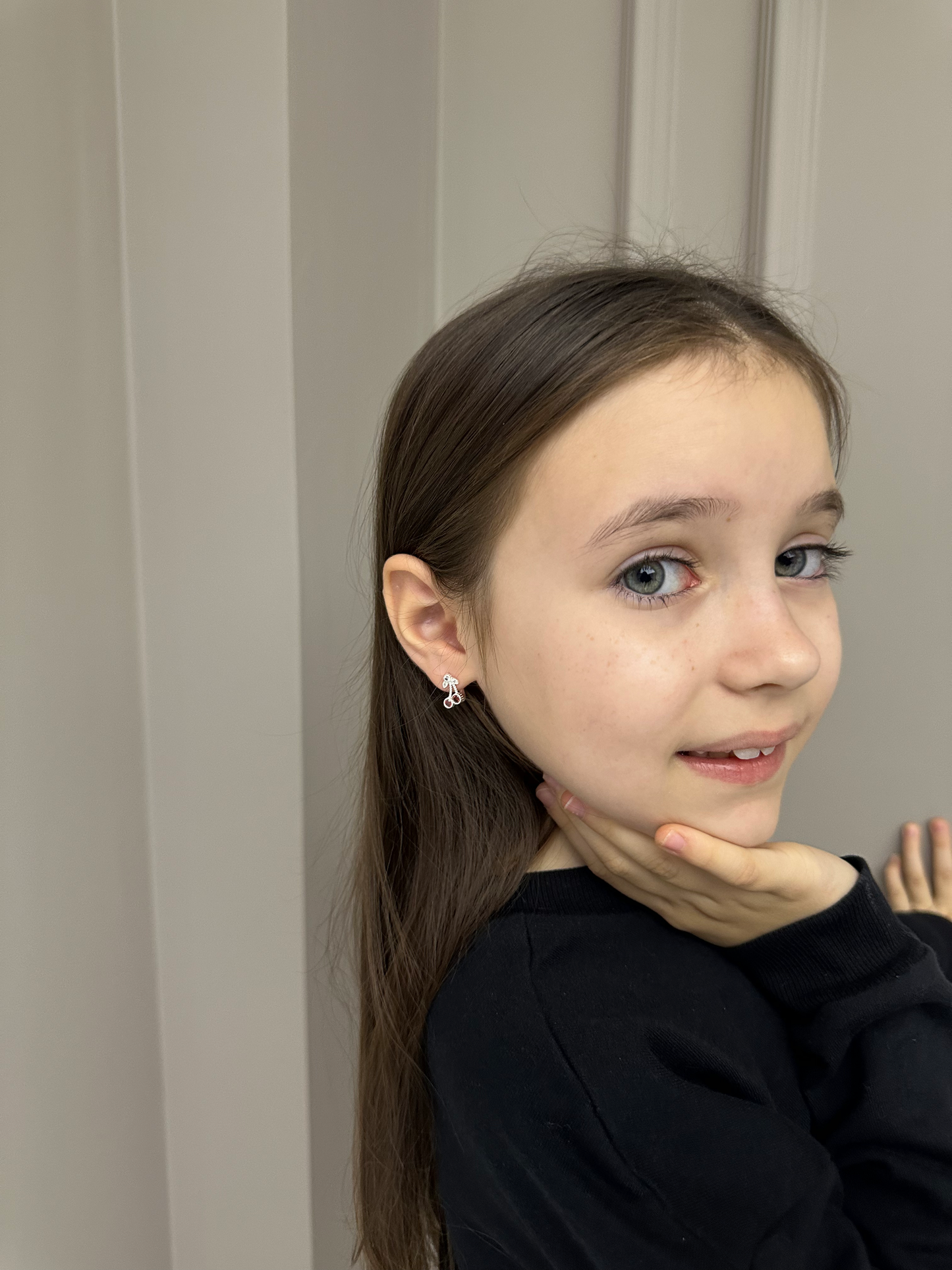 Zirkon Taşlı Gümüş Kiraz Çocuk Gümüş Küpe