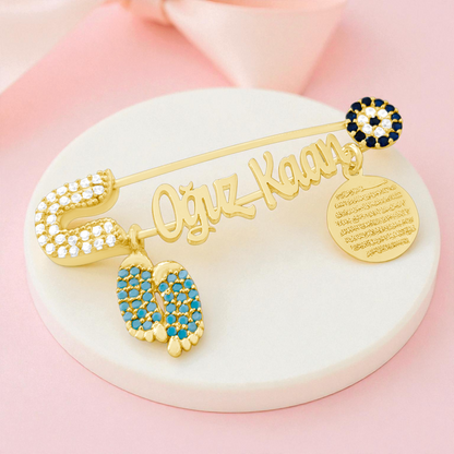 925 Ayar Gümüş İsimli Erkek Bebek Yaka İğnesi, Maşallah Bebek İğnesi, Bebek Nazarlık İğnesi